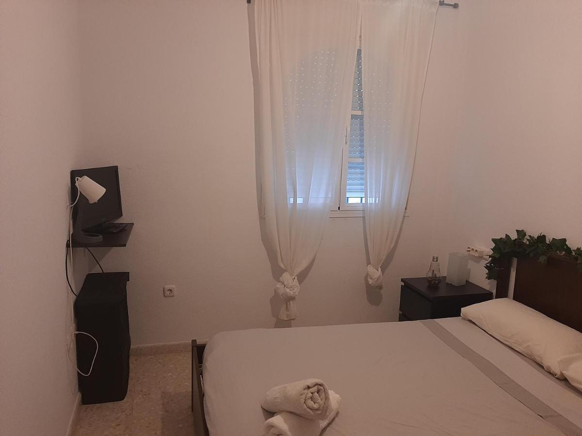 Apartamento Con Parking Gratis En El Centro De Malaga Appartement Buitenkant foto