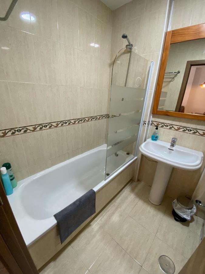 Apartamento Con Parking Gratis En El Centro De Malaga Appartement Buitenkant foto