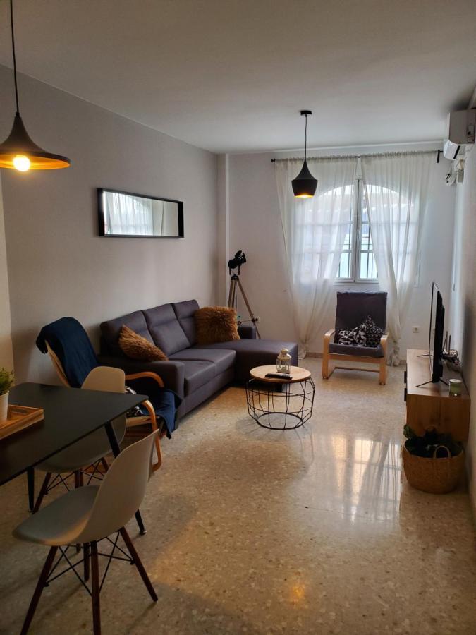 Apartamento Con Parking Gratis En El Centro De Malaga Appartement Buitenkant foto